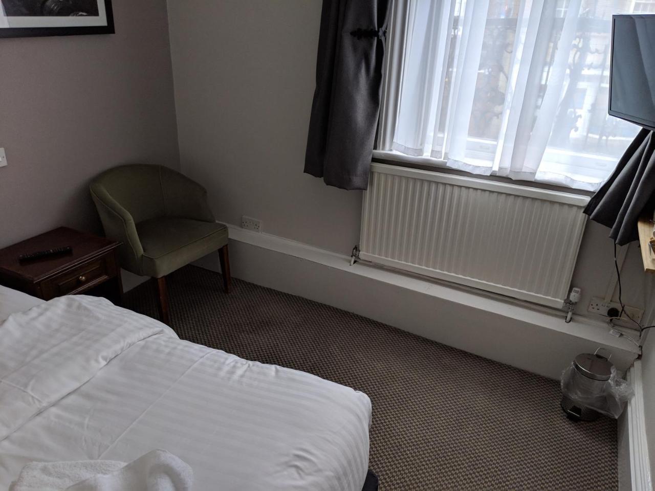 White Hart, Andover By Marston'S Inns Esterno foto